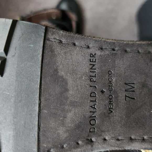 Donald Pilner Combat Boots Black w/ Gold Hardware size 7m - Picture 10 of 10